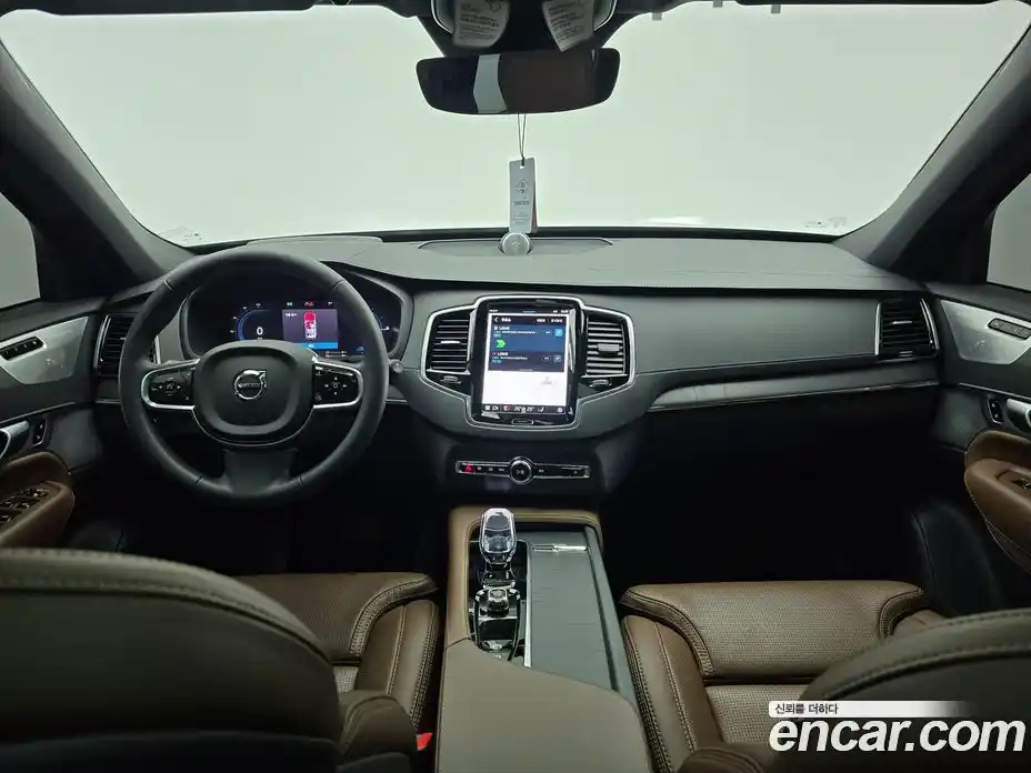 Volvo XC90 2024 2.0 Автомат в Москве № 230787, фото 7