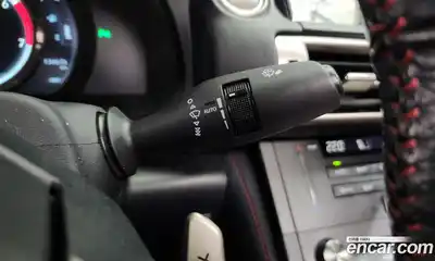 Lexus IS 2016 2.0 Автомат в Москве № 231996, миниатюра 12