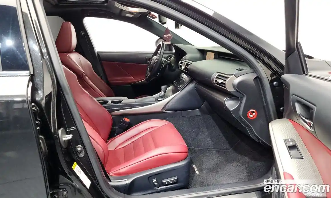 Lexus IS 2016 2.0 Автомат в Москве № 231996, фото 15