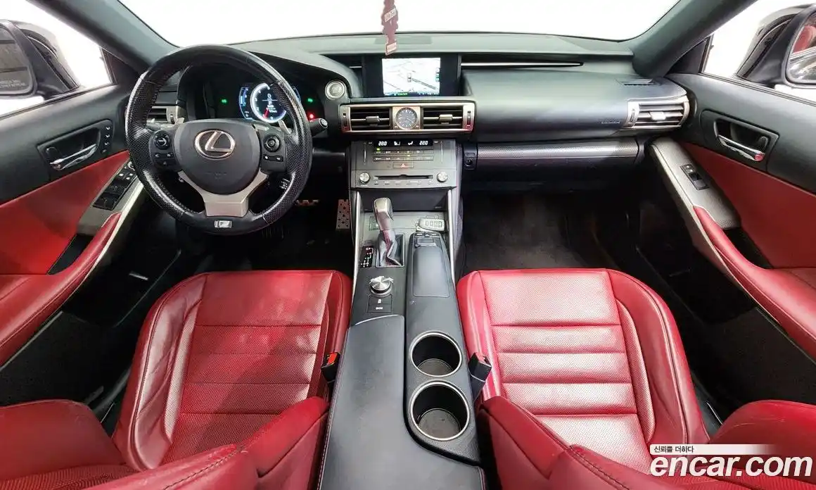 Lexus IS 2016 2.0 Автомат в Москве № 231996, фото 6