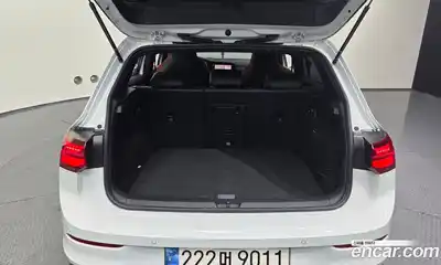 Volkswagen Golf 2024 2.0 Автомат в Москве № 232077, миниатюра 7