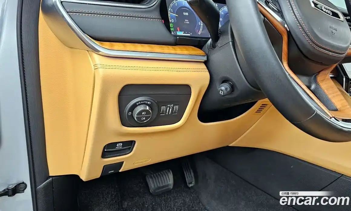 Jeep Cherokee 2021 3.6 Автомат в Москве № 232465, фото 16