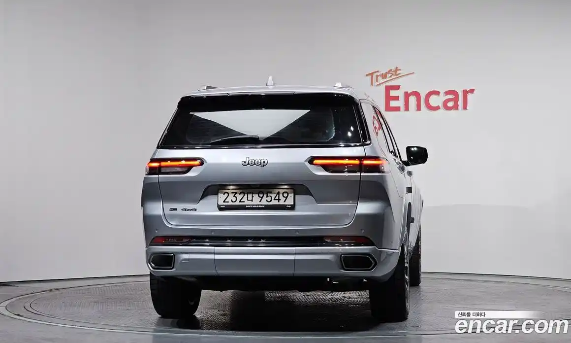 Jeep Cherokee 2021 3.6 Автомат в Москве № 232465, фото 4