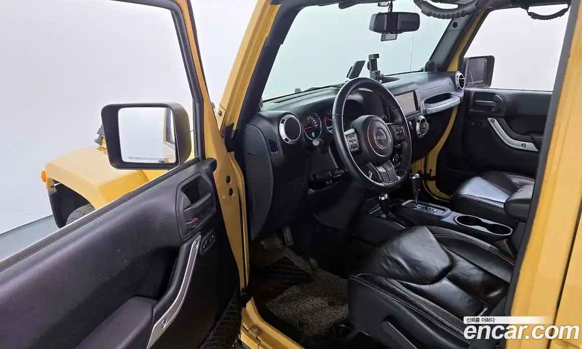 Jeep Wrangler 2014 2.8 Автомат в Москве № 232746, фото 11