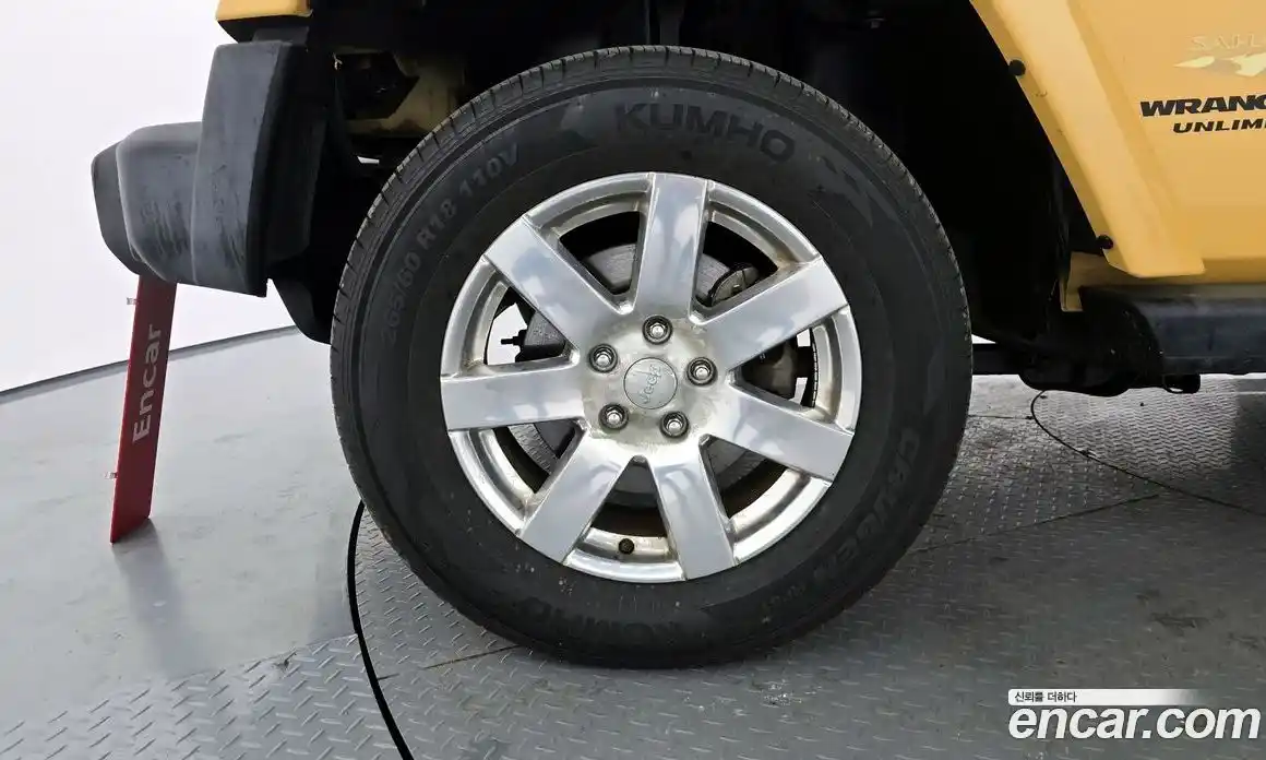 Jeep Wrangler 2014 2.8 Автомат в Москве № 232746, фото 17