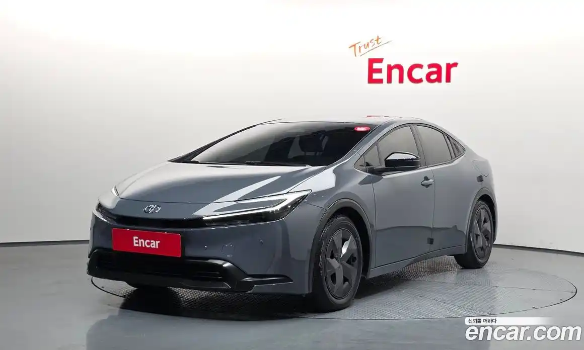 Toyota Prius 2024 2.0 Автомат в Москве № 232803, фото 12