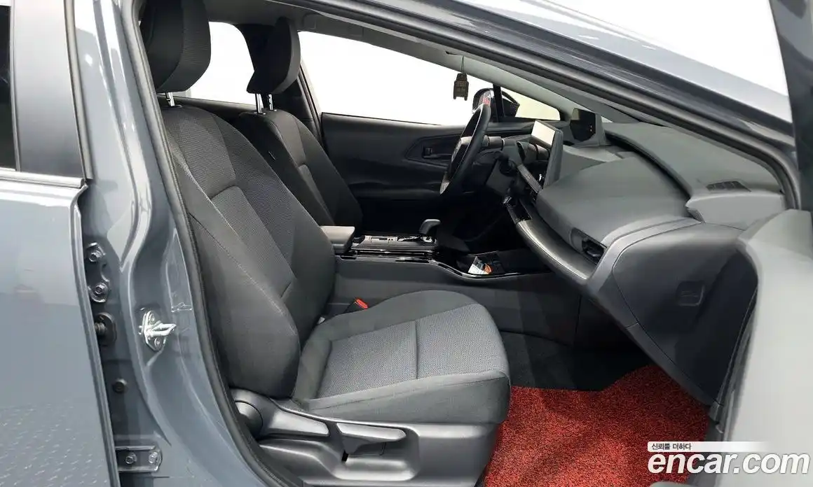 Toyota Prius 2024 2.0 Автомат в Москве № 232803, фото 18