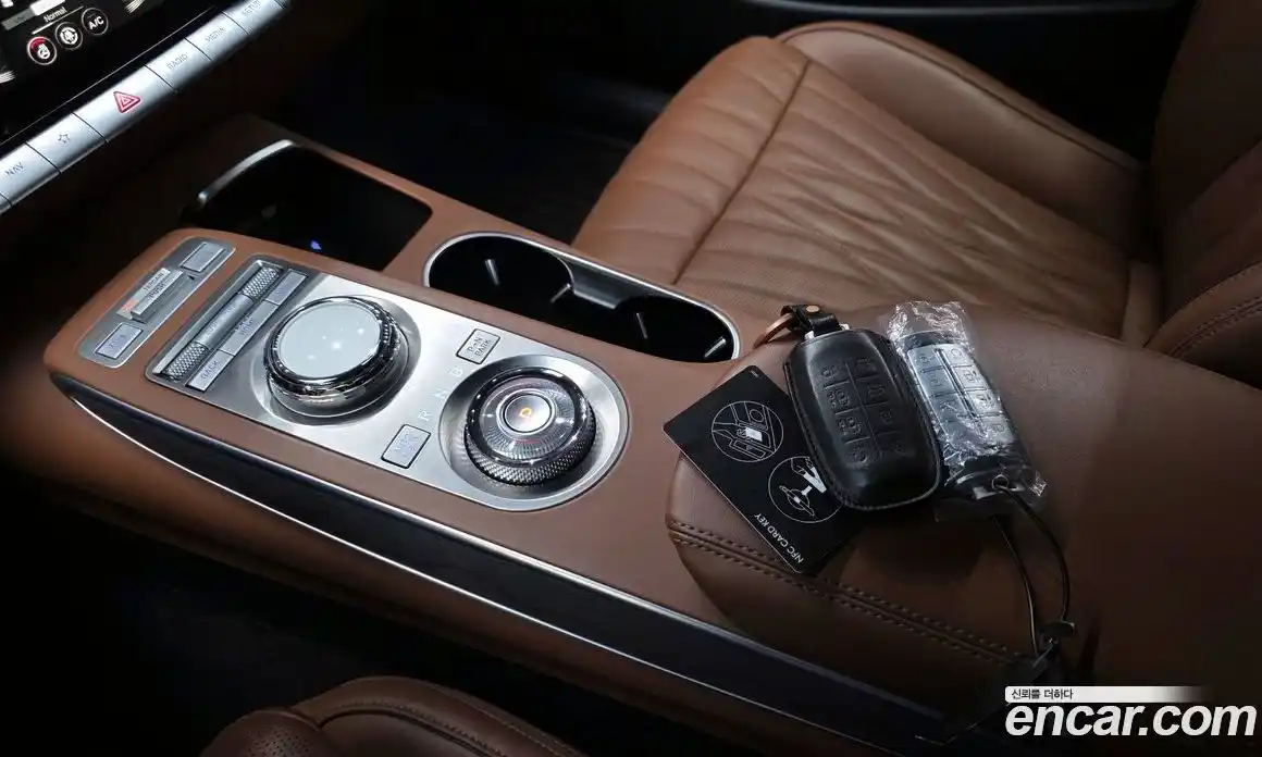 Genesis GV70 2023 2.5 Автомат в Москве № 24257, фото 9