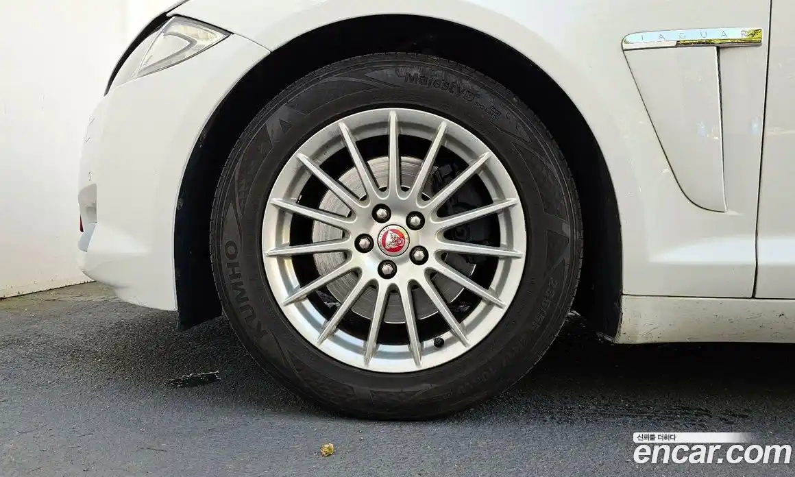 Jaguar XF 2014 2.2 Автомат в Москве № 247490, фото 3