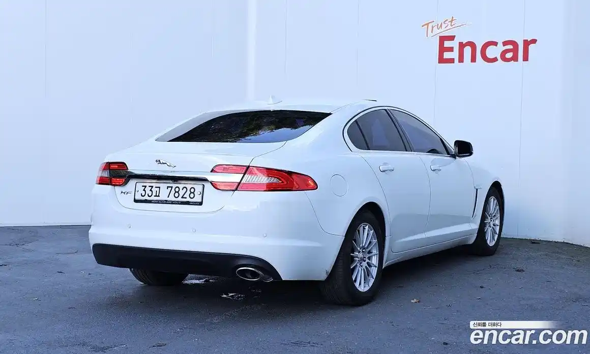 Jaguar XF 2014 2.2 Автомат в Москве № 247490, фото 7