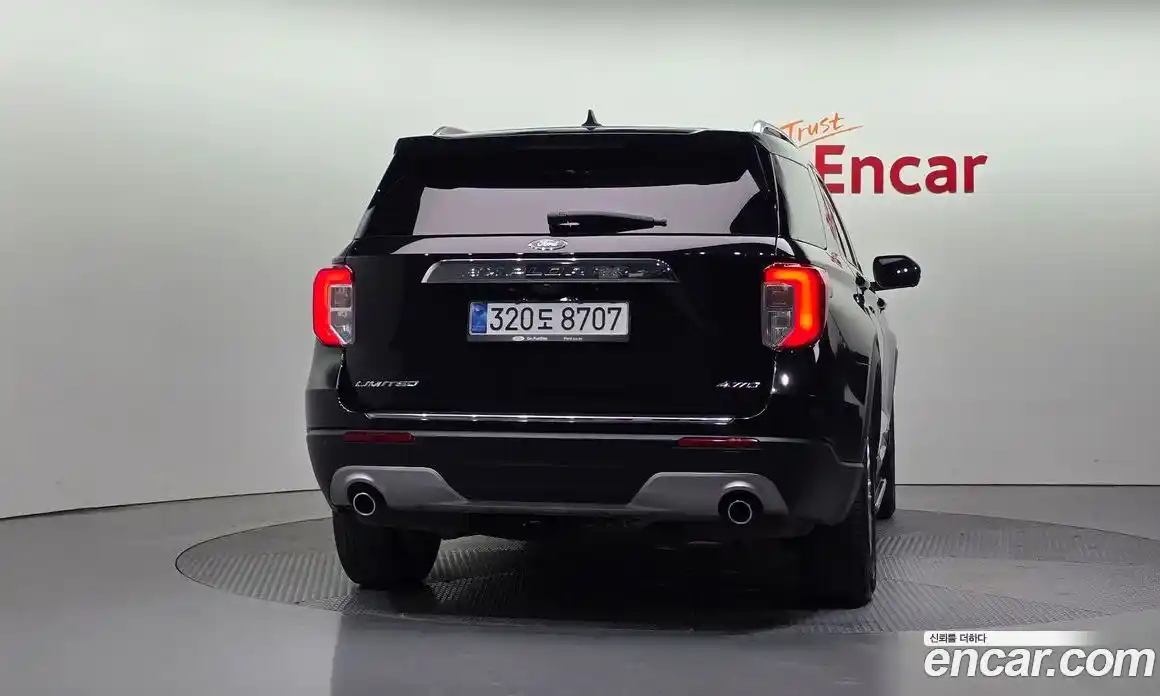 Ford Explorer 2021 2.3 Автомат в Москве № 255709, фото 19