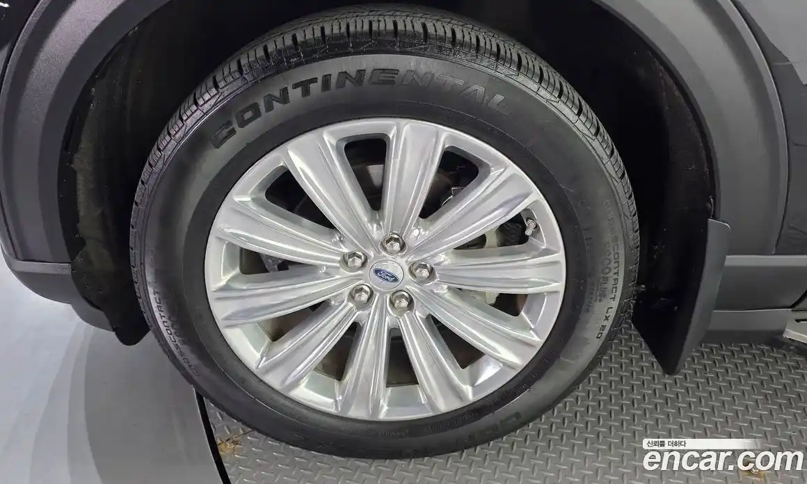 Ford Explorer 2021 2.3 Автомат в Москве № 255709, фото 9