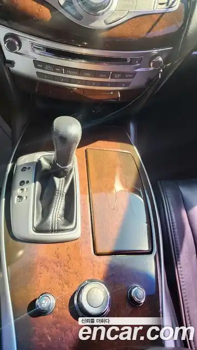 Infiniti JX 2013 3.5 Автомат в Москве № 256209, миниатюра 9