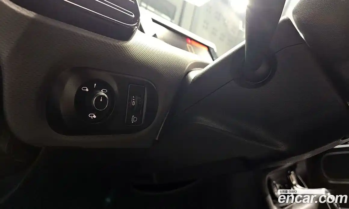 Citroen C4 Cactus 2019 1.5 Автомат в Москве № 256786, фото 14