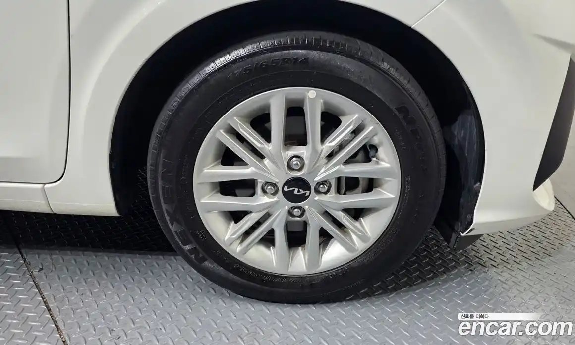 Kia Morning 2022 1.0 Автомат в Москве № 268813, фото 3