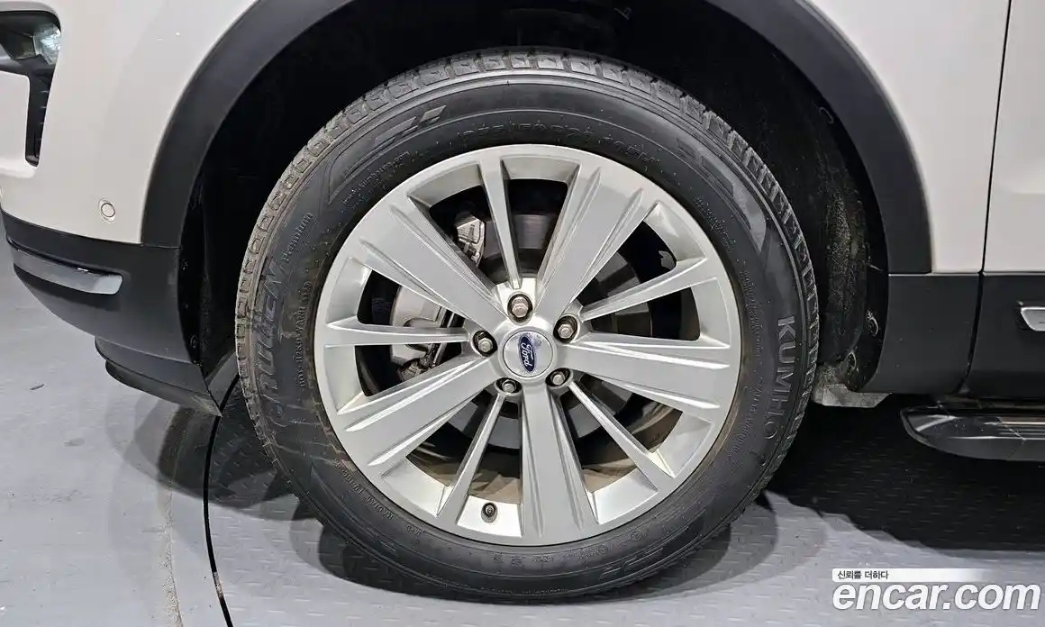 Ford Explorer 2019 2.3 Автомат в Москве № 273427, фото 18