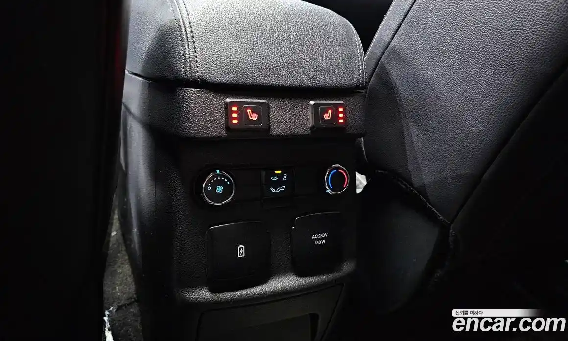 Ford Explorer 2019 2.3 Автомат в Москве № 273427, фото 20