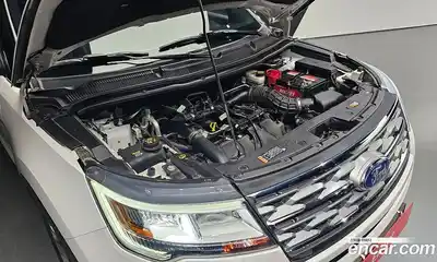 Ford Explorer 2019 2.3 Автомат в Москве № 273427, миниатюра 2