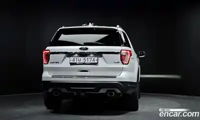 Ford Explorer 2019 2.3 Автомат в Москве № 273427, миниатюра 6