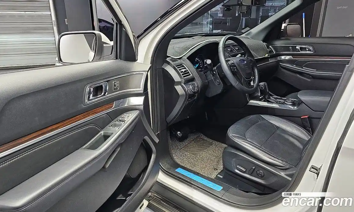 Ford Explorer 2019 2.3 Автомат в Москве № 273427, фото 8