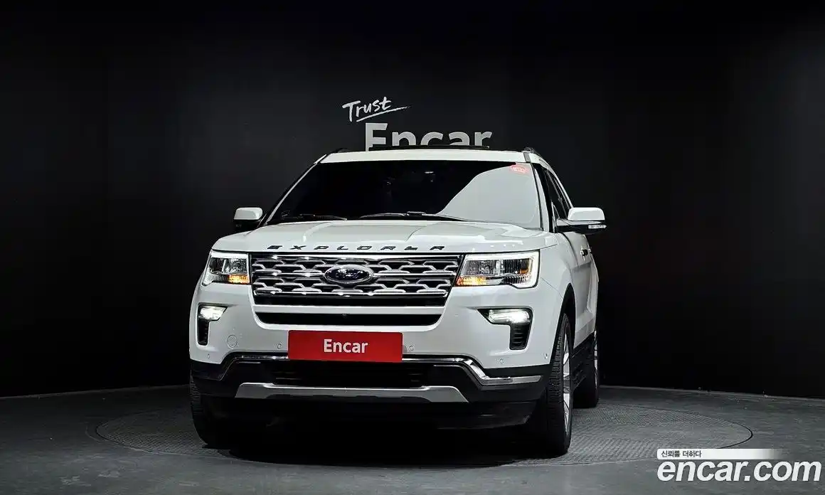 Ford Explorer 2019 2.3 Автомат в Москве № 273427, фото 9