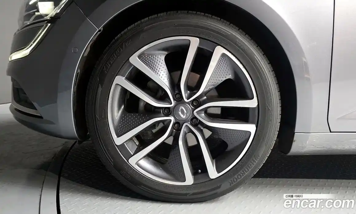 Renault SM6 2019 1.6 Автомат в Москве № 273855, фото 4