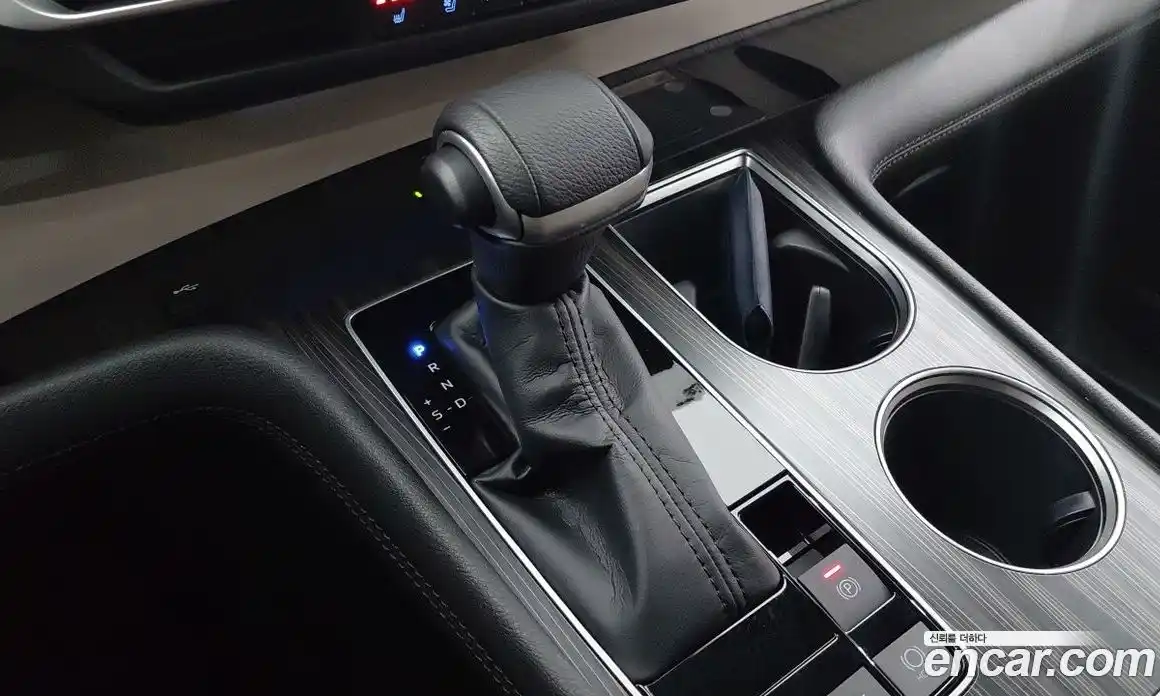 Toyota Sienna 2022 2.5 Автомат в Москве № 279743, фото 13