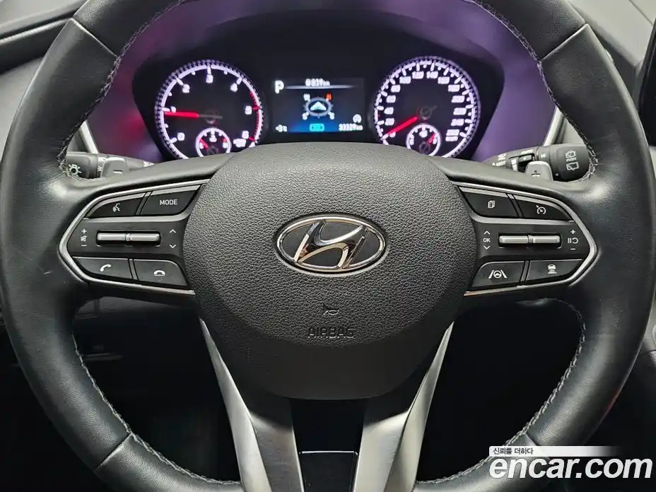 Hyundai Santa Fe 2023 2.2 Автомат в Москве № 282368, фото 12