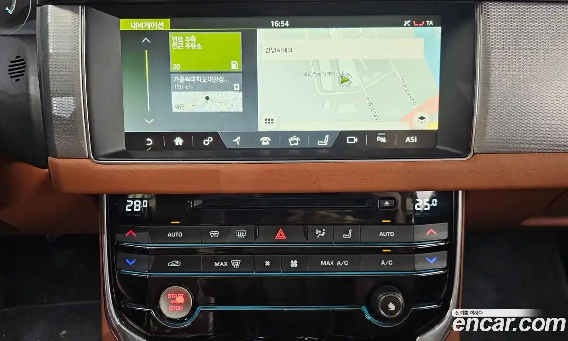 Jaguar XF 2017 2.0 Автомат в Москве № 283821, фото 15