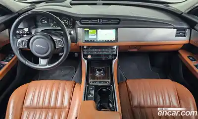 Jaguar XF 2017 2.0 Автомат в Москве № 283821, миниатюра 7