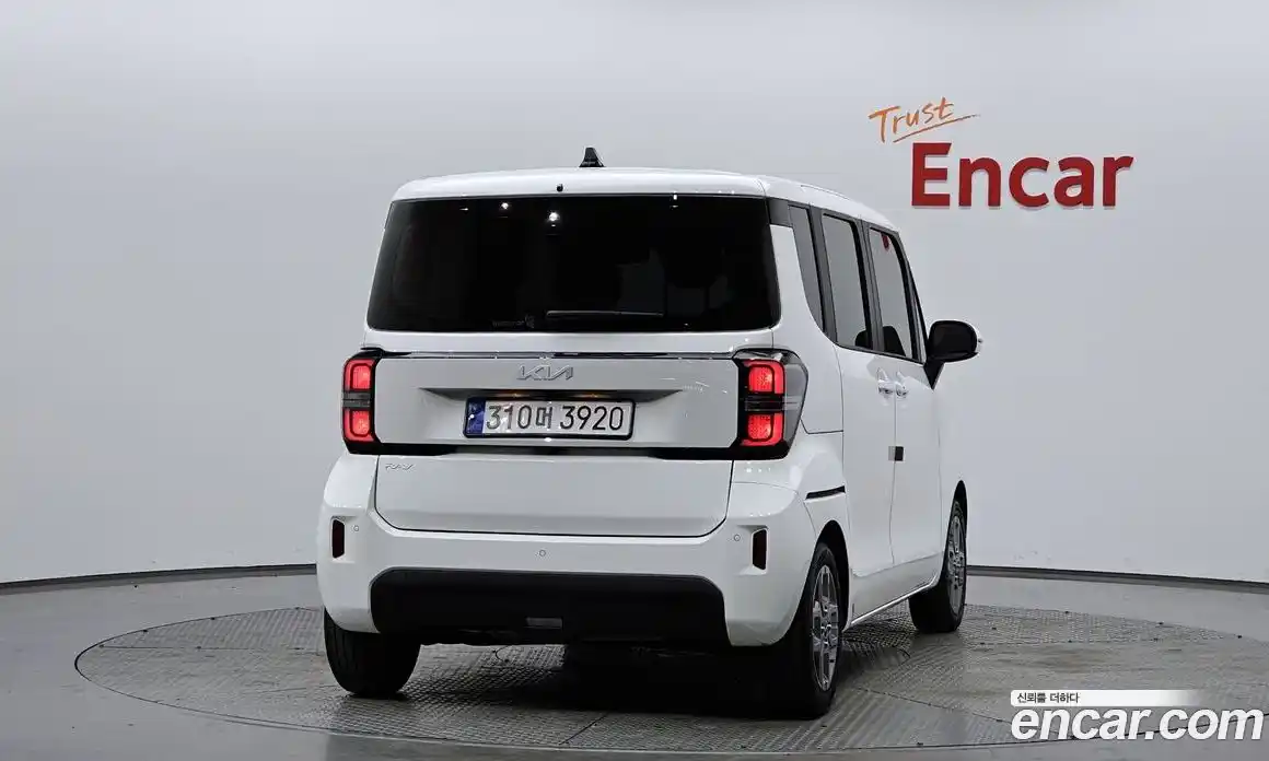 Kia Ray 2023 1.0 Автомат в Москве № 288344, фото 18