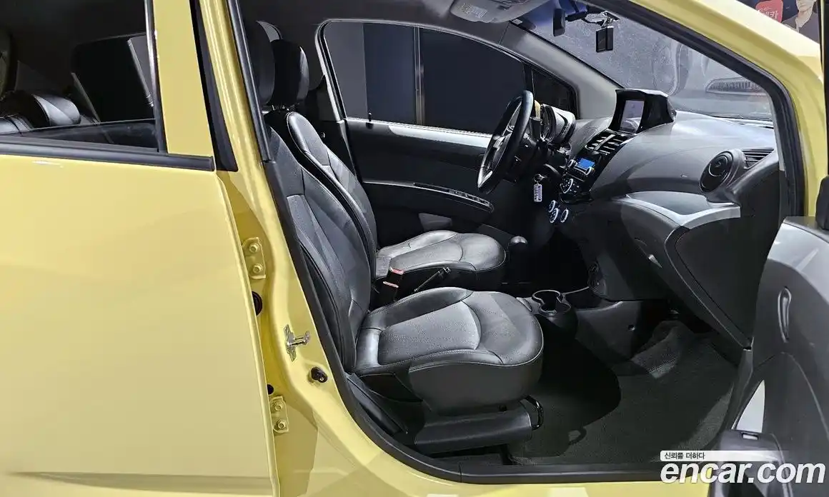 Chevrolet Spark 2014 1.0 Автомат в Москве № 29249, фото 18