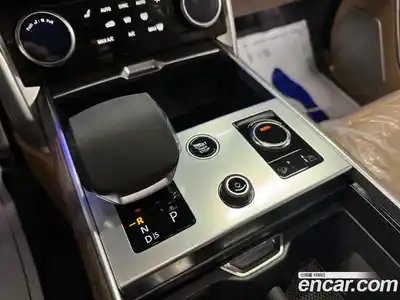 Land Rover Range-Rover 2023 4.4 Автомат в Москве № 296217, миниатюра 12