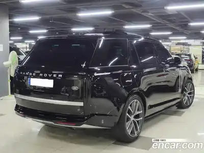 Land Rover Range-Rover 2023 4.4 Автомат в Москве № 296217, миниатюра 3
