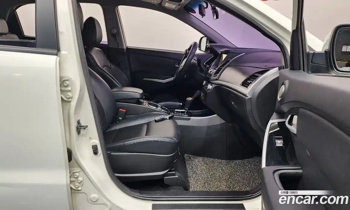 SsangYong Korando 2015 2.0 Автомат в Москве № 30065, фото 18