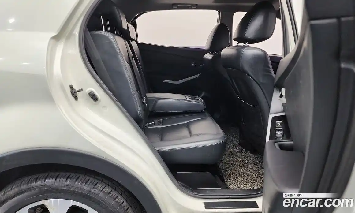 SsangYong Korando 2015 2.0 Автомат в Москве № 30065, фото 5