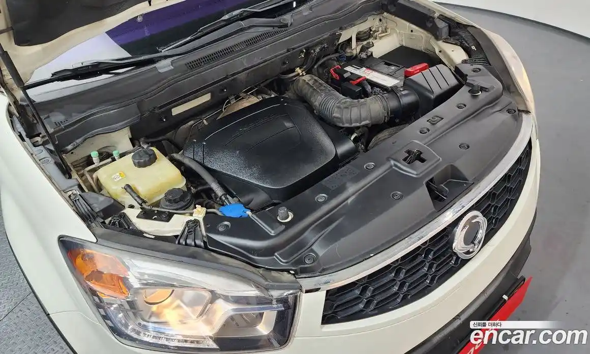 SsangYong Korando 2015 2.0 Автомат в Москве № 30065, фото 10