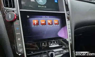 Infiniti Q50 2014 2.1 Автомат в Москве № 313716, миниатюра 9