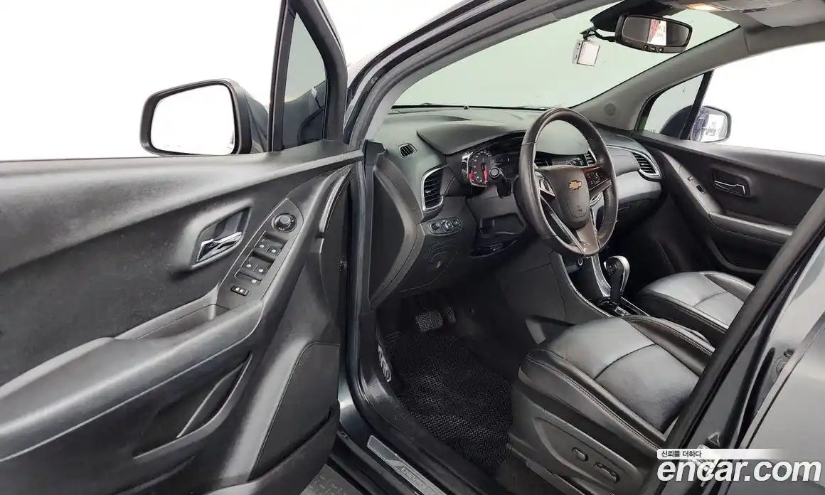 Chevrolet Trax 2018 1.4 Автомат в Москве № 327145, фото 18