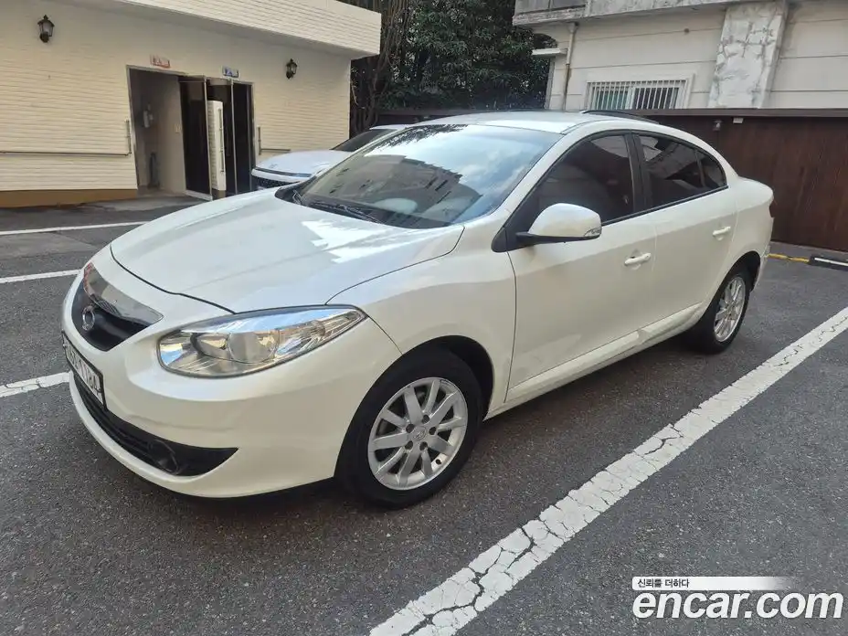Renault SM3 2011 2.0 Автомат в Москве № 329942, фото 1
