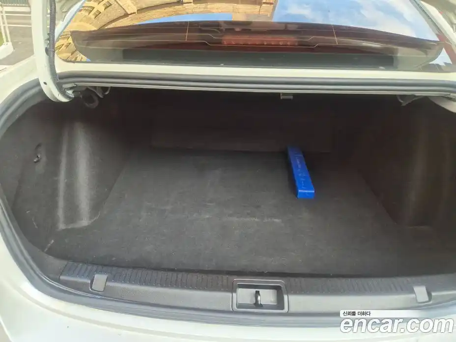 Renault SM3 2011 2.0 Автомат в Москве № 329942, фото 10