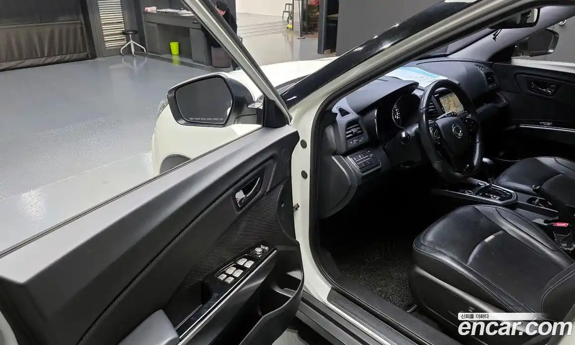 SsangYong TIBOLI 2018 1.6 Автомат в Москве № 33128, фото 11