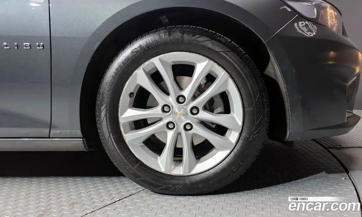 Chevrolet Malibu 2017 1.5 Автомат в Москве № 332925, фото 9