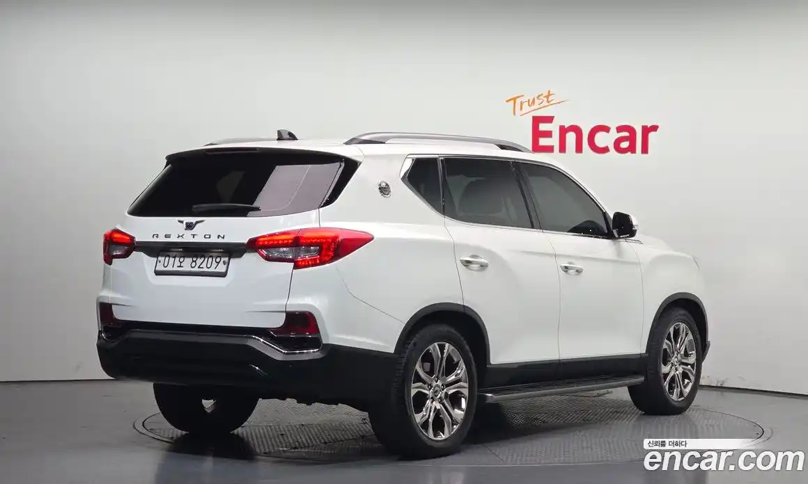 SsangYong Rexton 2018 2.2 Автомат в Москве № 34036, фото 14