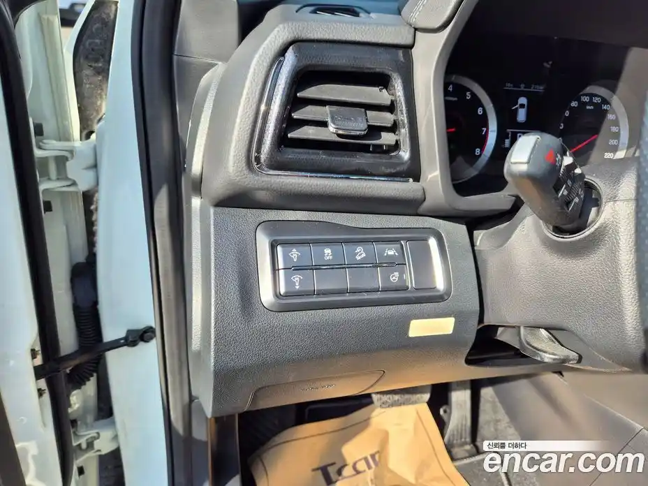 SsangYong TIBOLI 2022 1.5 Автомат в Москве № 34302, фото 15