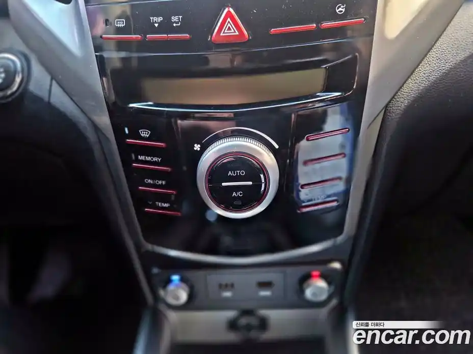 SsangYong TIBOLI 2016 1.6 Автомат в Москве № 34484, фото 17