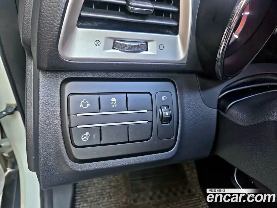 SsangYong TIBOLI 2016 1.6 Автомат в Москве № 34484, фото 19