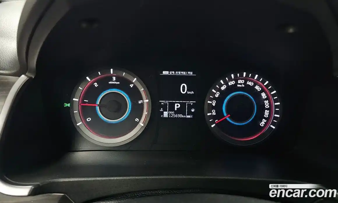 SsangYong Korando 2016 2.2 Автомат в Москве № 34760, фото 9