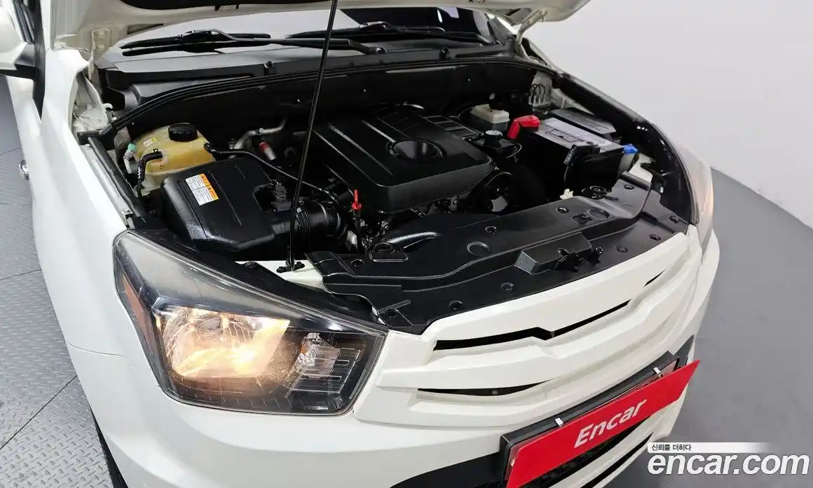 SsangYong Korando 2015 2.0 Автомат в Москве № 35816, фото 13