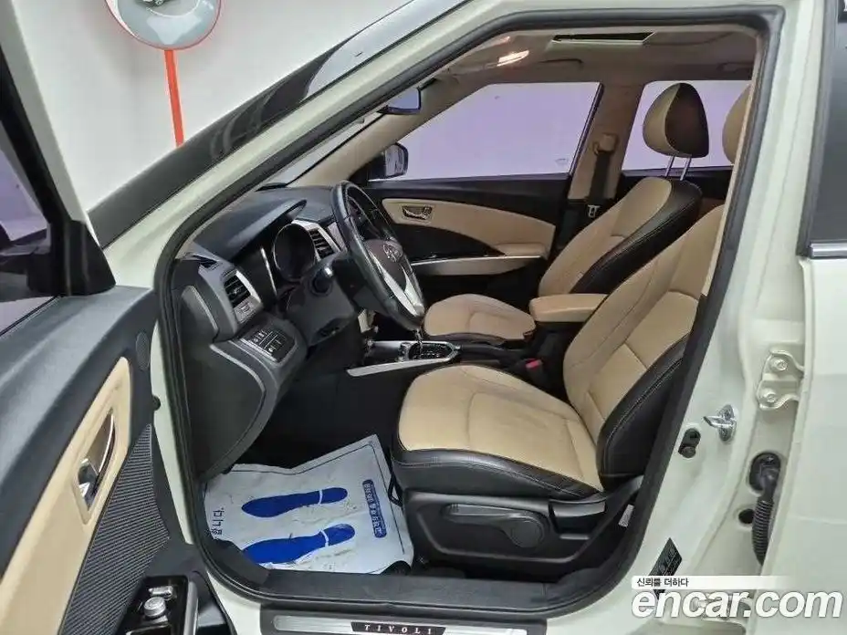 SsangYong TIBOLI 2015 1.6 Автомат в Москве № 36128, фото 11